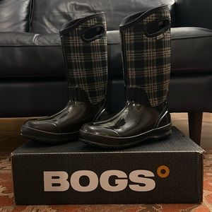 Bogs Waterproof Winter Boots Rubber and Plaid